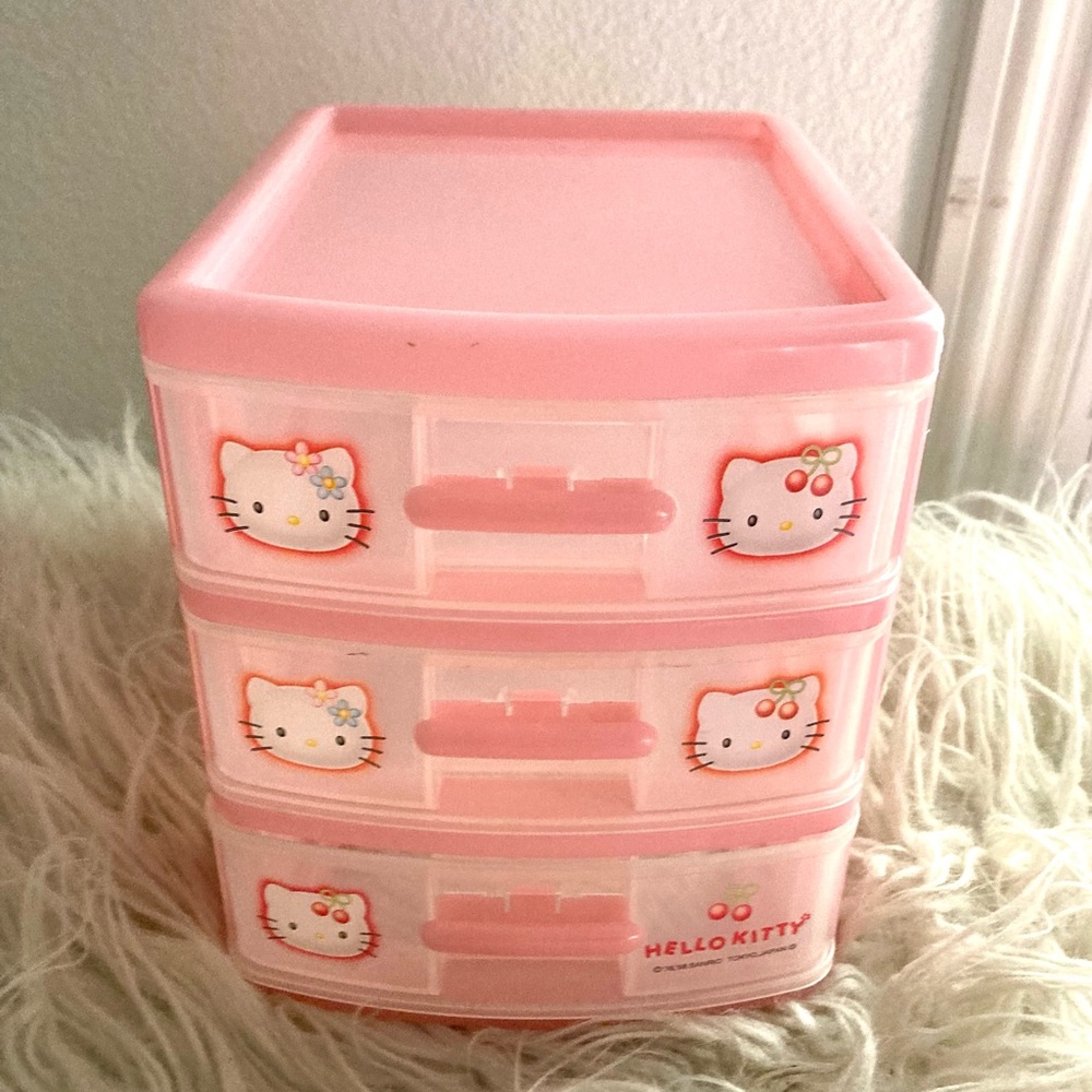Hello Kitty 3 drawer storage